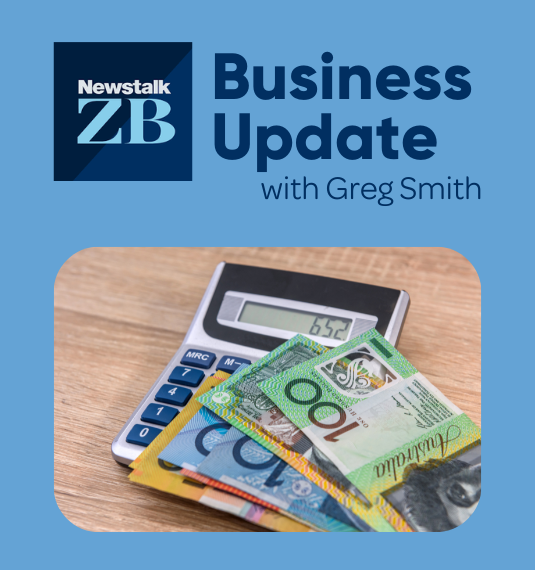 Australian currency and a calculator to represent  Australian economic data as discussed by Greg Smith on The Mike Hosking Breakfast 25-09025 | Generateh