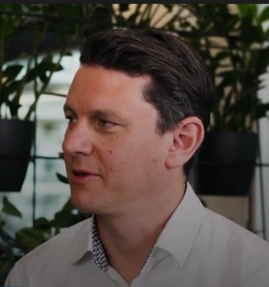 Generate August 2025 Investment Update Video Thumbnail