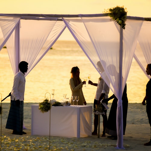 outdoor wedding.jpg