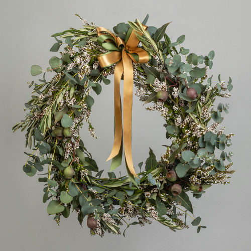 INT0029_Christmas Blog_Christmas Wreath (1).jpg