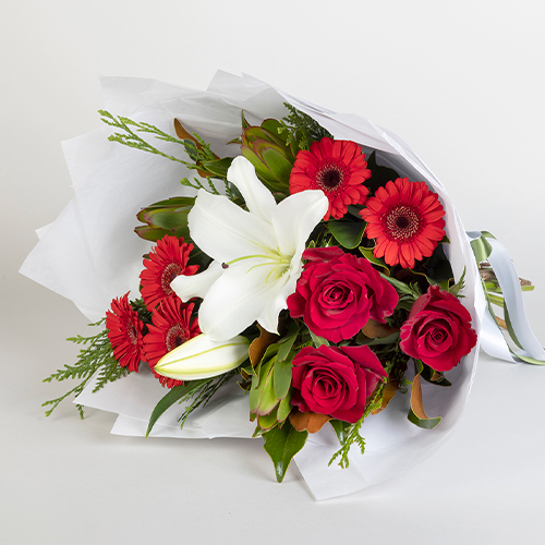 INT0029_Christmas Blog_Roses (1).jpg