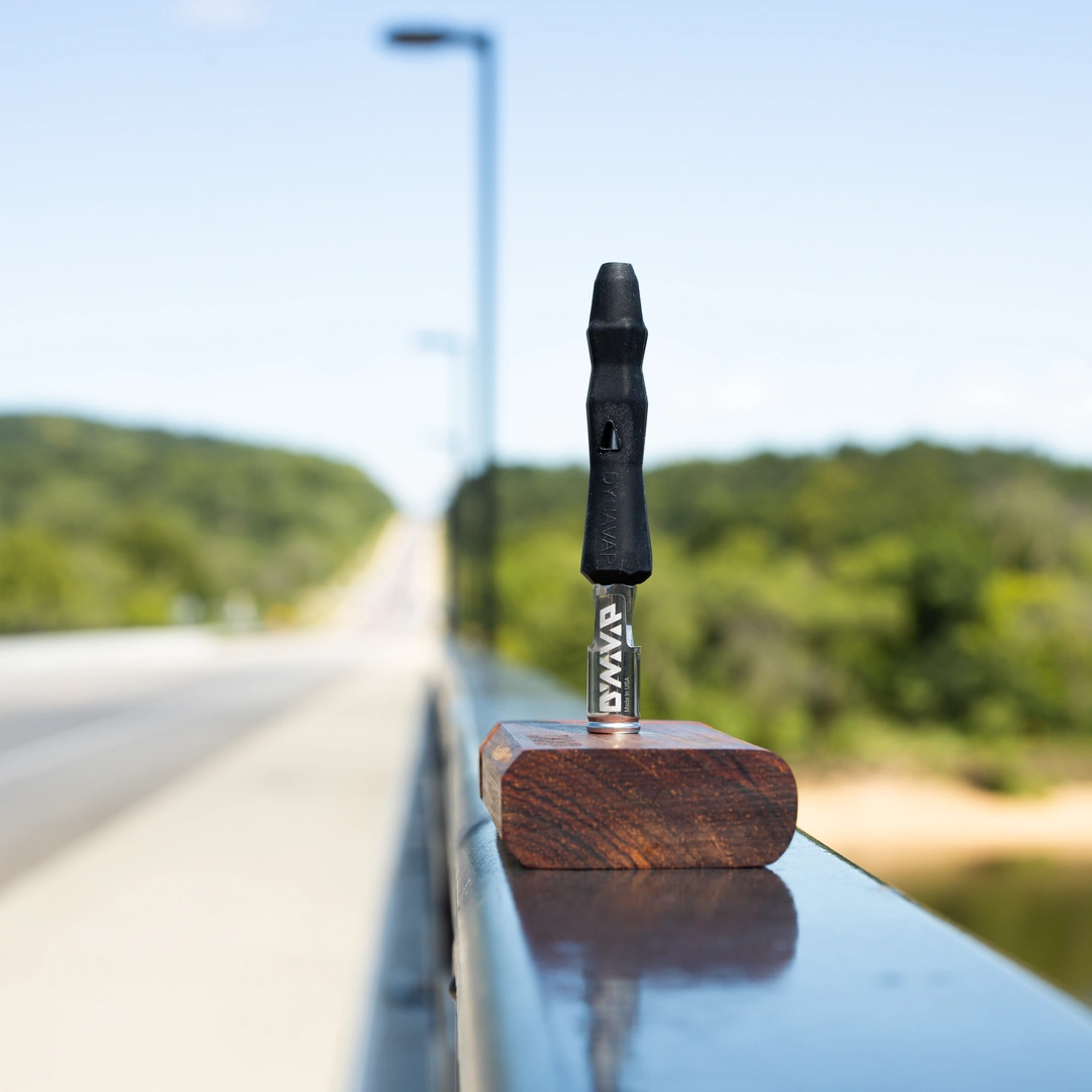 DynaVap The "B" in black silicone summer