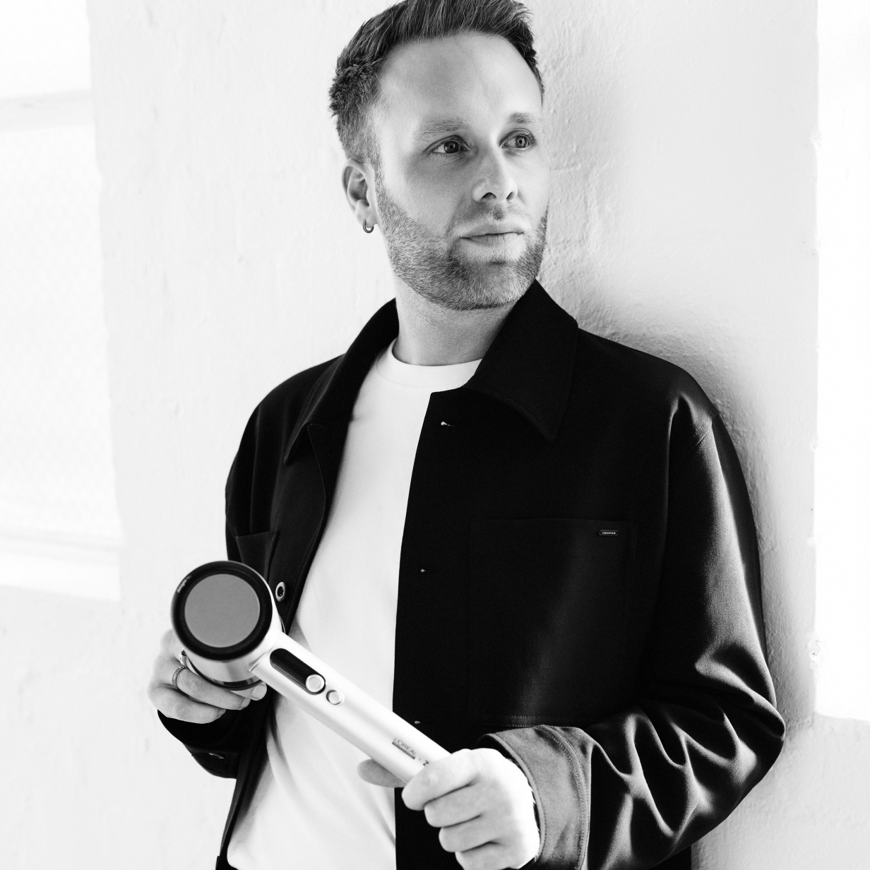 L'Oréal Professionnel AirLight Pro_ Backed by Lachlan Caldwell, L'Oréal Professionnel Brand Educator.jpg