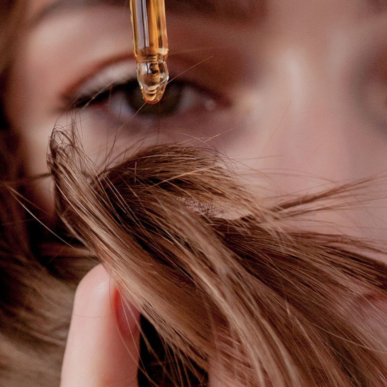 Does Hair Oiling Actually Work_ A Guide to the Ayurvedic Pre-Wash Ritual.jpg