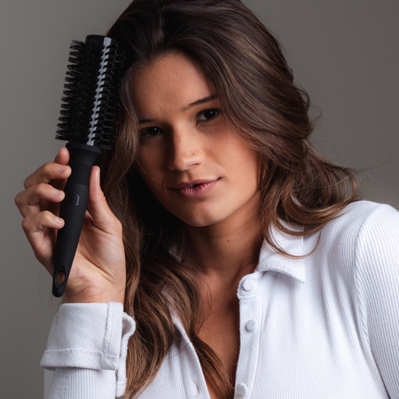 How to Choose the Right Hairbrush for Your Hair Type and Styling Goal