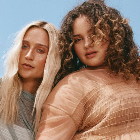How to Layer Your Haircare: The Right Order to Apply Everything